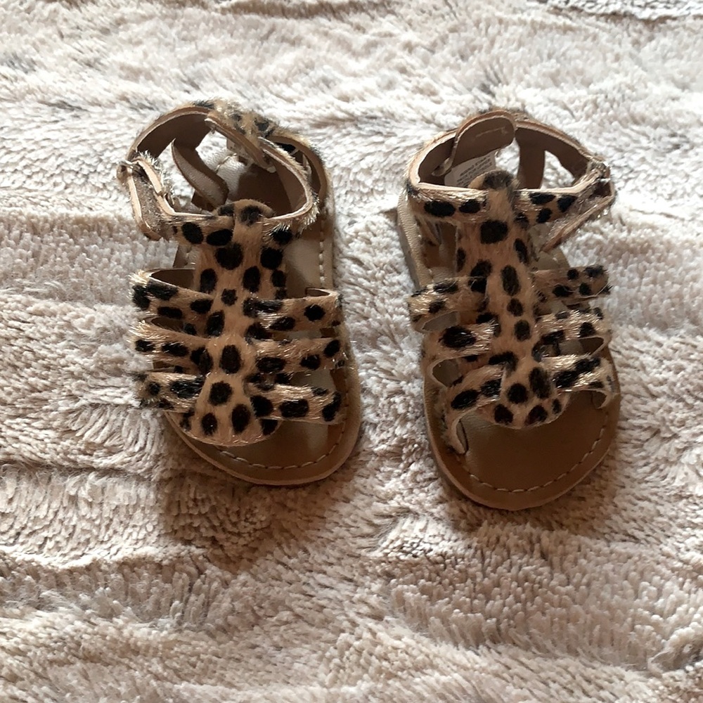 The cutest baby sandals